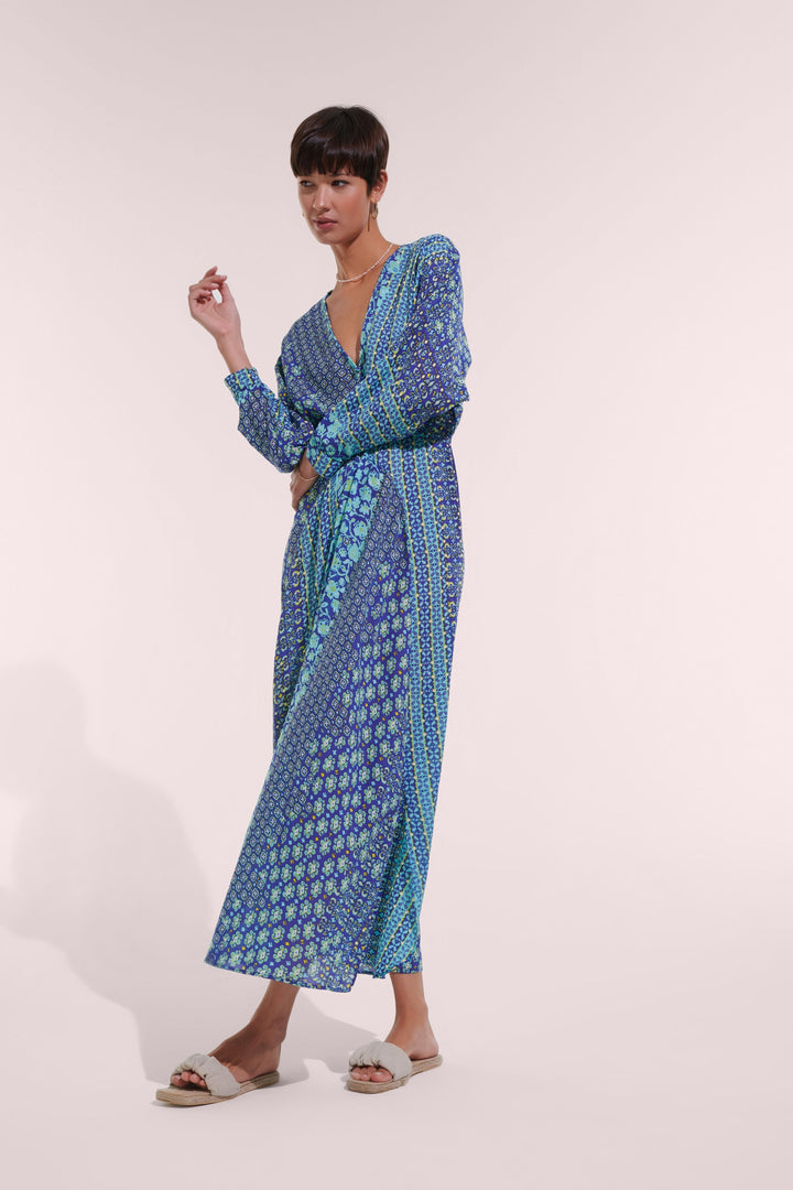 Long Dress Ilona - Blue Verti Batik